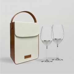 ชุดของขวัญแก้วไวน์ Prestige set Lavish Bordeaux และ กระเป๋าหนัง สี Classic brown
