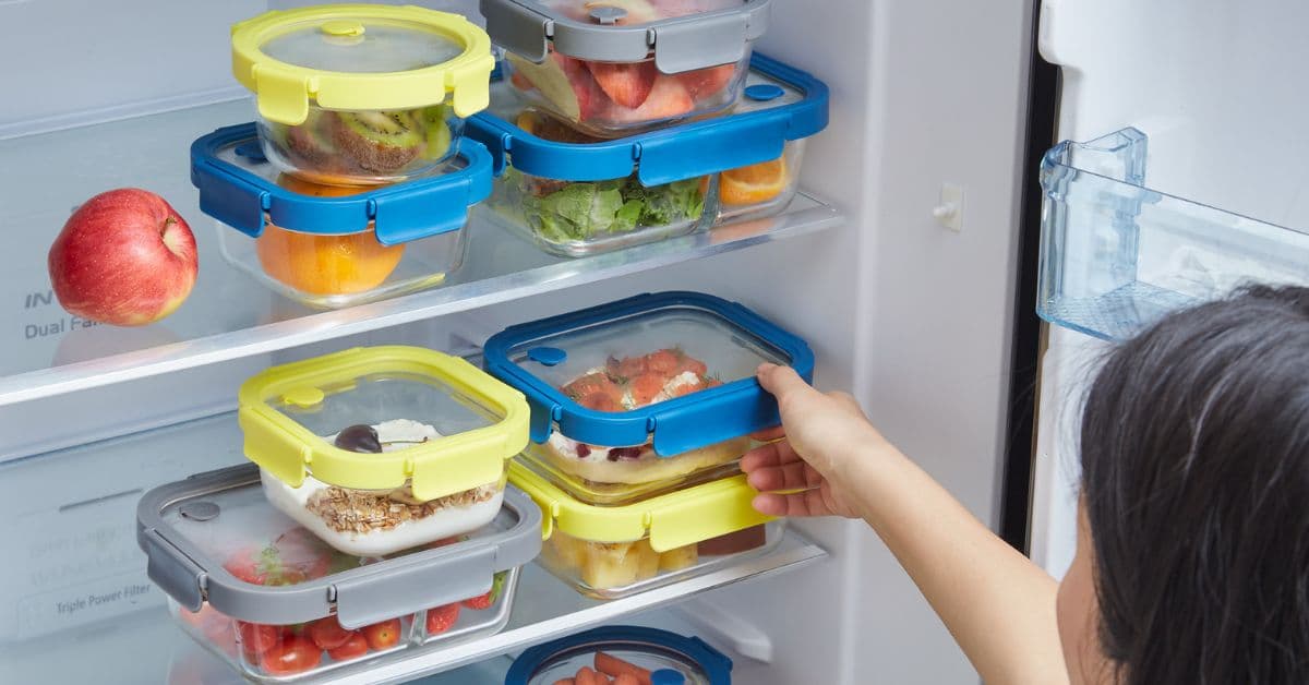 10 ไอเดียจัดระเบียบตู้เย็น เปลี่ยนตู้รกๆ ให้สวยสะอาดตา